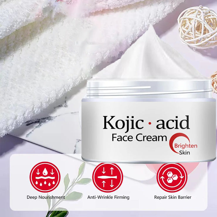 Moisturizing cream nourishes the skin, effectively improves skin tone, hydrates and moisturizes